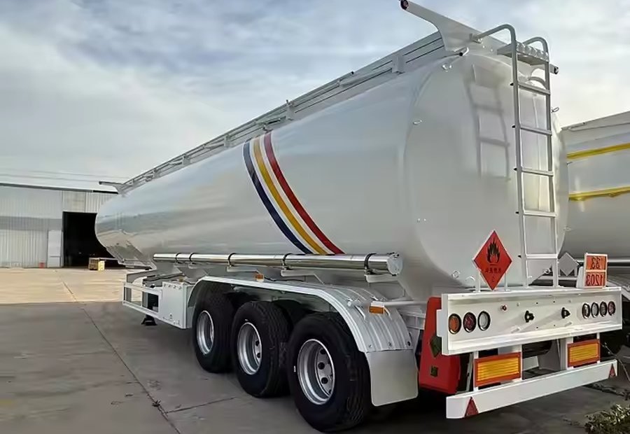 Fuel Tanker Semi Trailer
