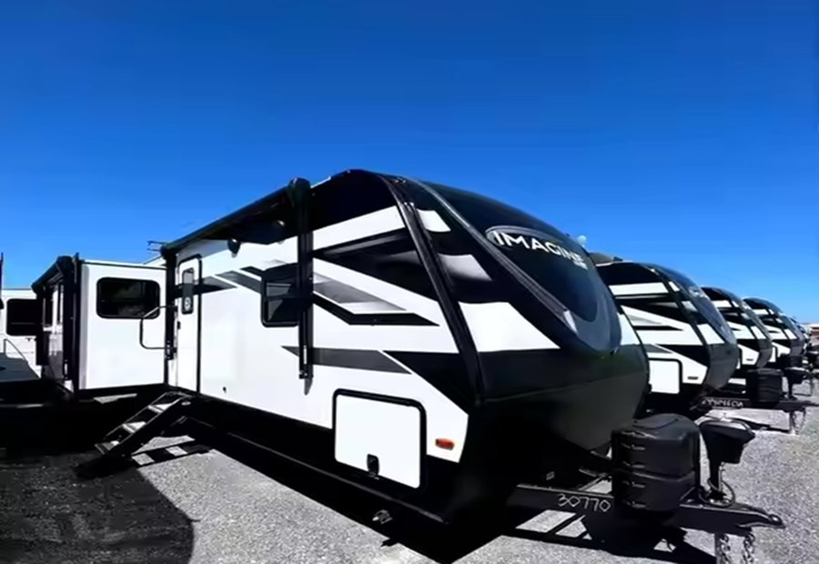 Off-Road Hybrid Camper