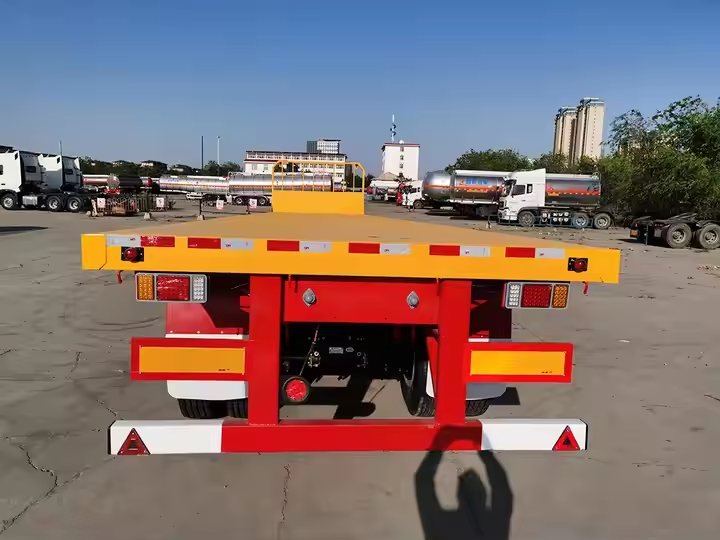 Flatbed & Skeleton Trailer photo 1